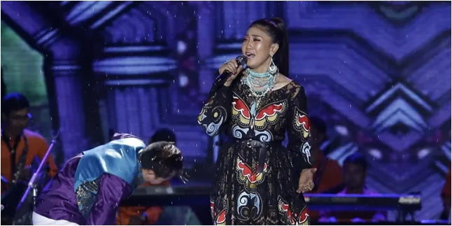 Cuaca Kurang Bersahabat, Erie Suzan Bersyukur Job Tahun Baru Di Jakarta