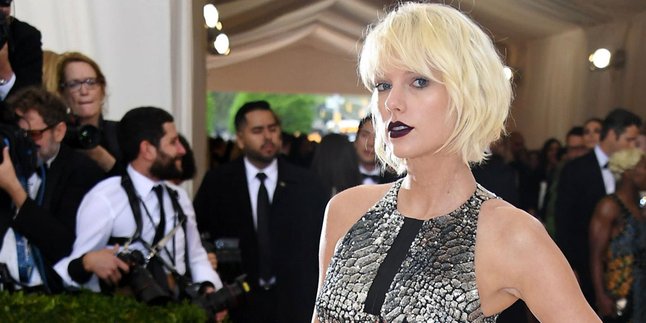 Cuma Tampil Sekali, Taylor Swift Jadi Penyanyi 'Terkaya' 2016!