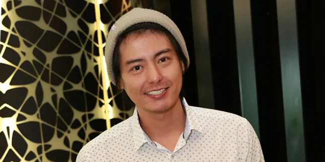 Curahan Hati Mengharukan Roger Danuarta Untuk Mendiang Ibunda