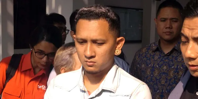 Curhatan Hati Putra Sulung Nunung: Saya Percaya Mama Itu Orang Baik