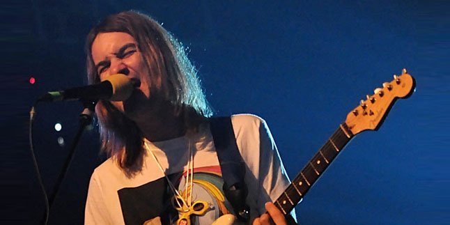 'CURRENT' Tame Impala Ditendang 'COMMUNION' Years & Years