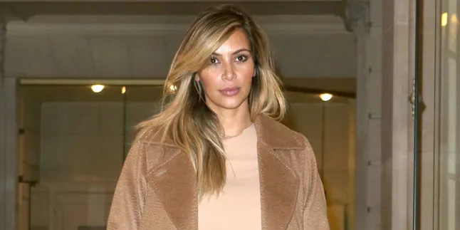 Cute! Giliran Kim Kardashian Rilis Foto Imut Bayinya