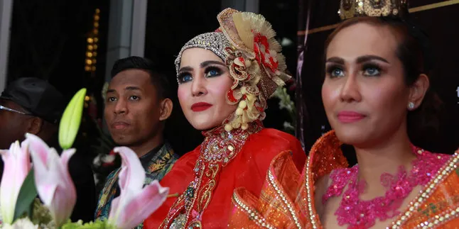Cynthiara Alona Berhijab, Teman Masih Suka Ngajak Clubbing Cynthiara Alona Berhijab, Teman Masih Suka Ngajak Clubbing