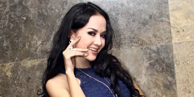 Cynthiara Alona Klarifikasi Kabar Palsukan Paspor