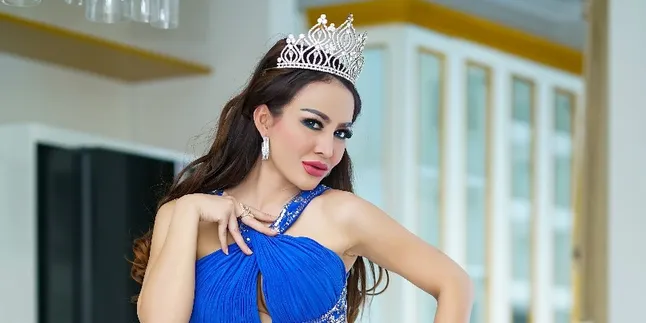 Cynthiara Alona Tantang Haters Buktikan Keaslian Pantatnya Dengan Hadiah 100 Juta!