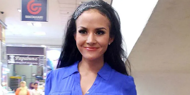 Cynthiara Alona Berdamai Dengan Pencipta Lagu Ipin Cynthiara Alona Berdamai Dengan Pencipta Lagu Ipin