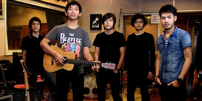 D Masiv Mendengarkan Jazz Sejak Kecil