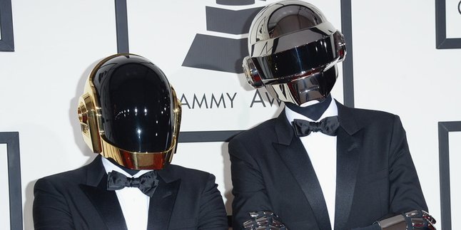 Daft Punk Bawakan Lovers Rock, Serius Nih?