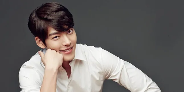 Dalam Perawatan Kanker, Kim Woo Bin Bebas Dari Wajib Militer