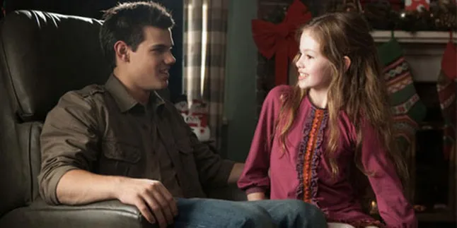 Dalami 'BREAKING DAWN PART 2', Taylor Lautner Minta Saran Langsung ke Penulis