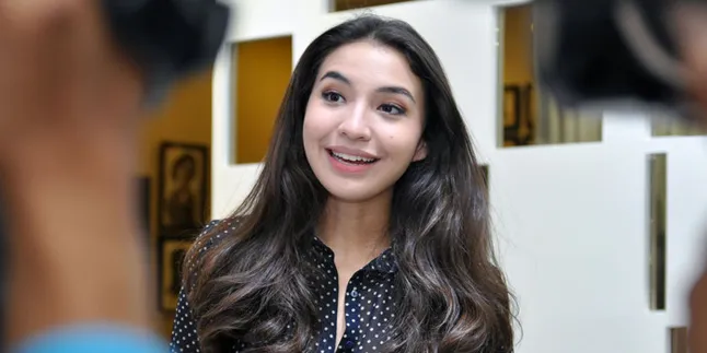 Dalami Fashion, Manohara Sekolah Lagi