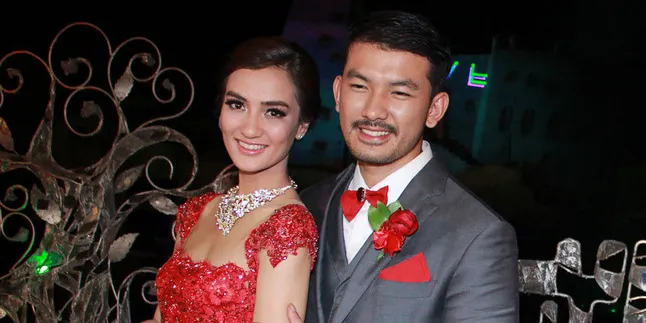Dambakan Anak, Rio Dewanto-Atiqah Hasiholan Nggak Ngoyo Dambakan Anak, Rio Dewanto-Atiqah Hasiholan Nggak Ngoyo