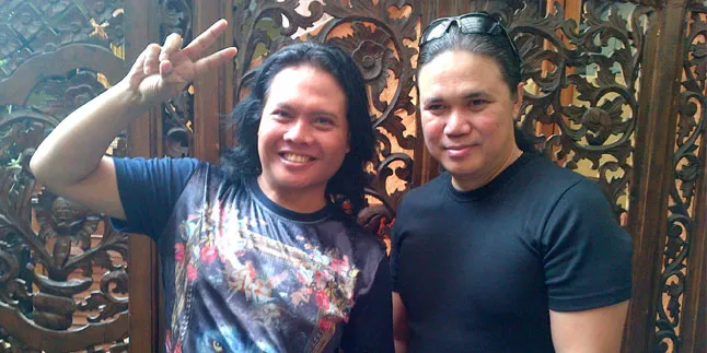 Damien Dematra Sertakan Ageng Kiwi di 'HANTU GUDANG CIBUBUR'