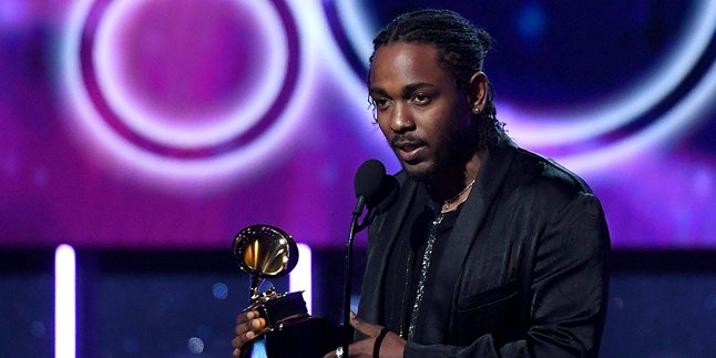 'DAMN' Kendrick Lamar Raih Gelar Historis Pulitzer Prize!