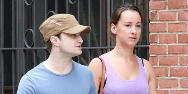 Daniel Radcliffe - Rosie Coker Putus!