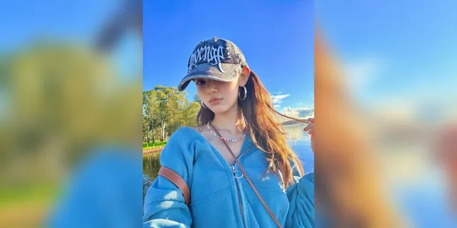 Danielle Writes a Wise Message on NewJeans' Fourth Anniversary