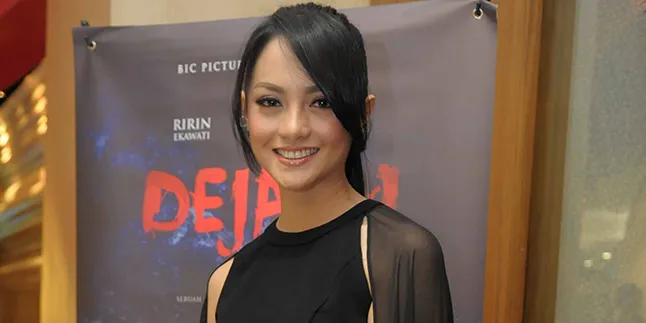 Dapat Kabar Suami Meninggal, Ririn Ekawati Pulang ke Indonesia