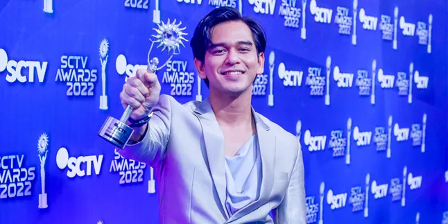 Dapat Penghargaan Aktor Pendamping Paling Ngetop di SCTV Awards 2022, Rangga Azof: Jujur Aku Lebih Suka di Balik Layar