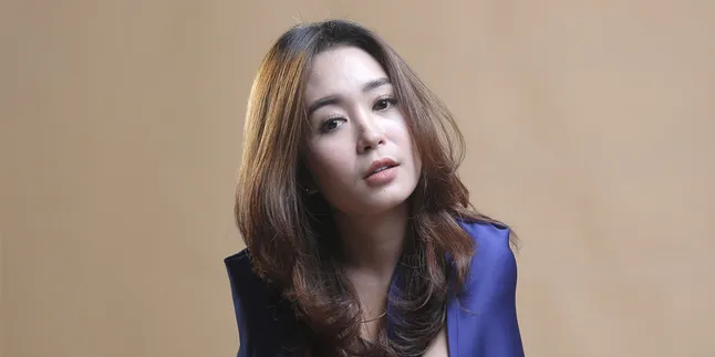 Dapat Tawaran Berkarier di Malaysia, Dinda Permata Siap Tunda Menikah Dapat Tawaran Berkarier di Malaysia, Dinda Permata Siap Tunda Menikah