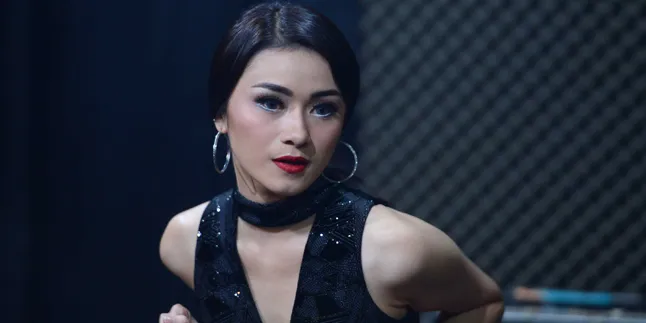 Dapat Tawaran Bermain Film, Dara The Virgin Mengaku Ketagihan!