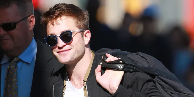 Dari 'TTM', Mungkinkah Robert Pattinson - FKA Twigs Jadi Kekasih? Dari 'TTM', Mungkinkah Robert Pattinson - FKA Twigs Jadi Kekasih?