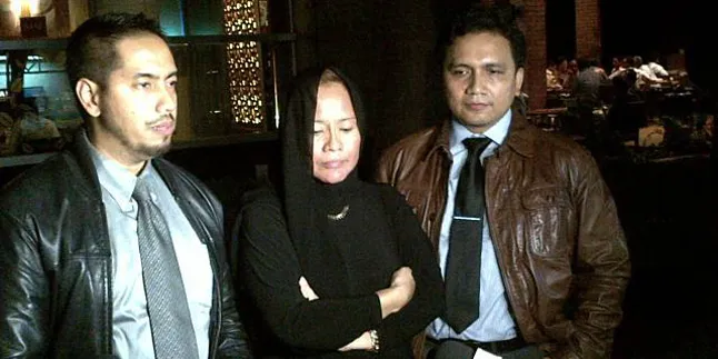 Daripada Sinetron, Ibunda Vicky Prasetyo Pilih Acara Live Daripada Sinetron, Ibunda Vicky Prasetyo Pilih Acara Live