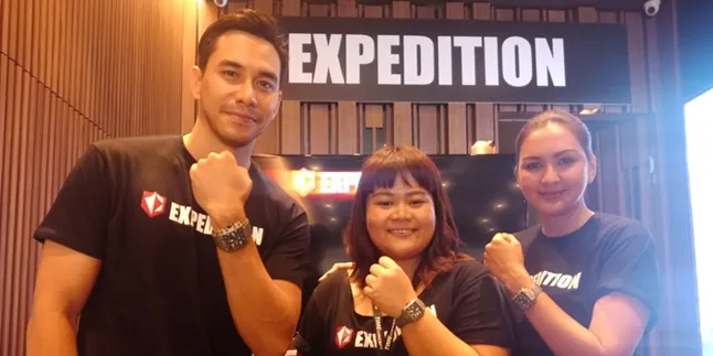 Darius Sinathrya & Donna Agnesia Hadiri Launching Expedition Himalaya