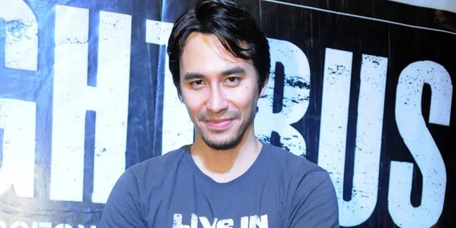 Darius Sinathrya Bertekad Bawa 'NIGHT BUS' ke Festival Cannes