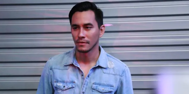 Darius Sinathrya Menyayangkan Banyak Orang 'Nyinyir' Beri Kritik Pada Anthony Ginting