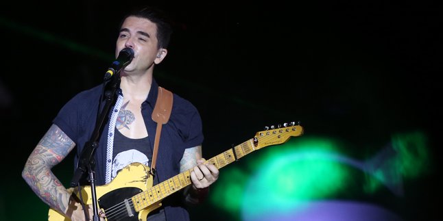 Dashboard Confessional Tampilkan Aksi Terbaiknya di Panggung 'Soundrenaline 2017'