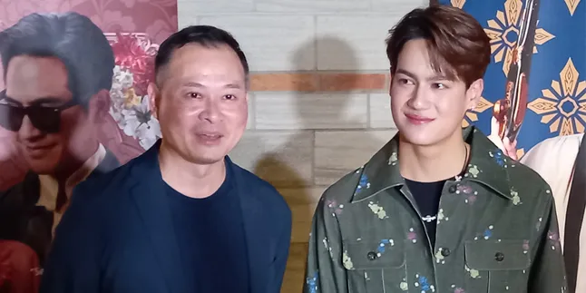 Datang ke Jakarta, Aktor Thailand Paris Intarakomalyasut Bikin Fans Histeris Saat Ucap 'I Love You' Datang ke Jakarta, Aktor Thailand Paris Intarakomalyasut Bikin Fans Histeris Saat Ucap 'I Love You'