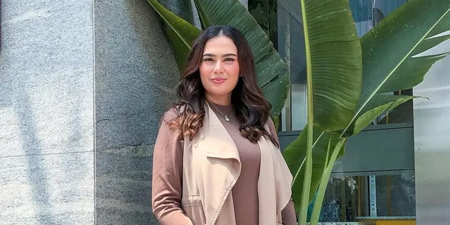 Datang ke Klinik Kecantikan, Catherine Wilson Akui Punya Masalah dengan Jerawat