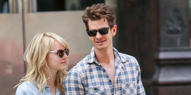Datang ke Oscar Sendirian, Emma Stone - Andrew Garfield Putus? Datang ke Oscar Sendirian, Emma Stone - Andrew Garfield Putus?