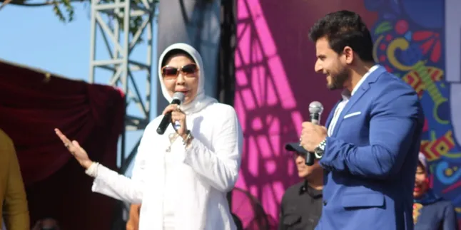 Datangi Kota Batu, Bintang India Leenesh Matto Bikin Histeris Cewek-Cewek