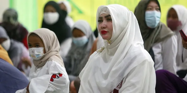 Datangi KUA, Roro Fitria Siap Dinikahi Duda Bernama Andre Irawan Pada 29 Desember 2021