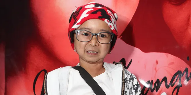 Daus Mini Dua Bulan Tak Bisa Bertemu Anak Daus Mini Dua Bulan Tak Bisa Bertemu Anak