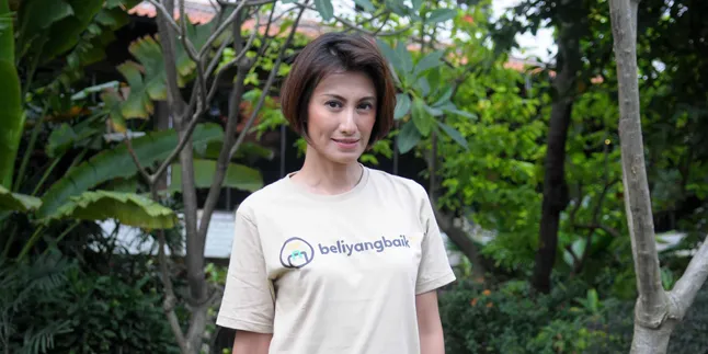 Davina Veronica Dukung Konservasi Mangrove di Kalbar Davina Veronica Dukung Konservasi Mangrove di Kalbar