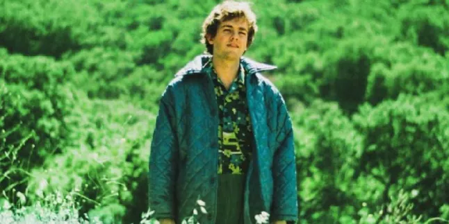 Dayglow Rilis Single yang Berjudul RADIO