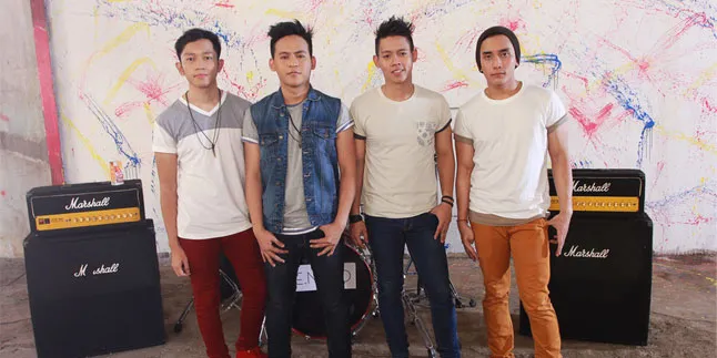 De Neno Tunjukkan Muka di Video Klip Ke-2