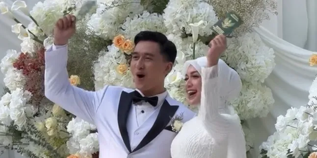 Dea Annisa and Mazaki Ahmad Officially Married, Congrats!