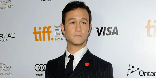 Debut Penyutradaraan Joseph Gordon-Levitt Ubah Jadwal Rilis