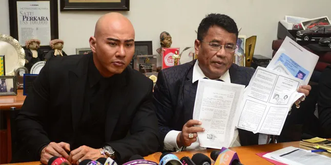 Deddy Corbuzier Ingatkan Lawyer Mario Teguh Hati-Hati di Sosmed