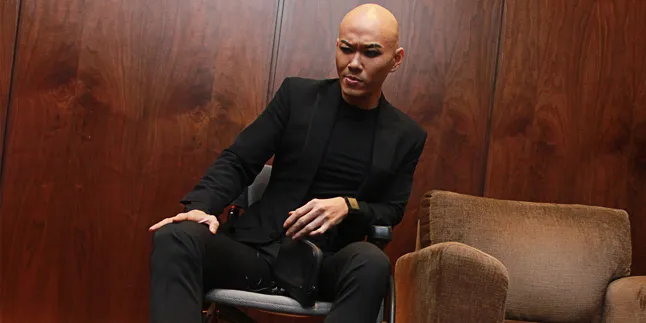 Deddy Corbuzier Pilih Berobat Dengan Caranya Sendiri Deddy Corbuzier Pilih Berobat Dengan Caranya Sendiri