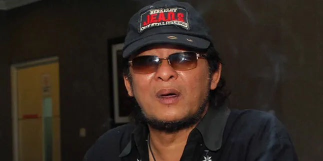 Deddy Dores Daftar Jadi Cawagub Jawa Barat