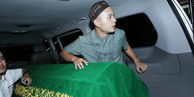Deddy Dores Meninggal Dunia. Keluarga Tak Punya Firasat Apapun Deddy Dores Meninggal Dunia. Keluarga Tak Punya Firasat Apapun
