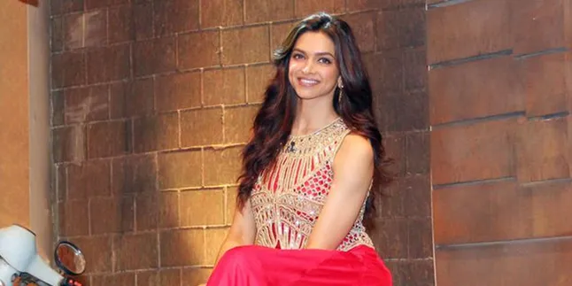 Deepika Padukone, Perempuan Paling Seksi di Dunia Versi FHM
