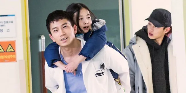 'DEFENDANT' Drama Ji Sung Sukses Pecahkan Rekor Baru Lagi 'DEFENDANT' Drama Ji Sung Sukses Pecahkan Rekor Baru Lagi