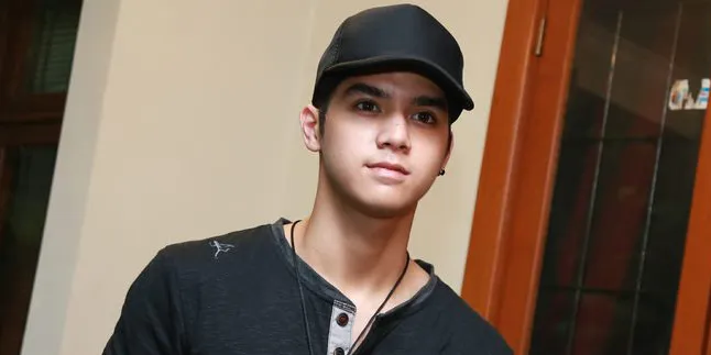 Dekat Dengan One Less Lonely Girl, Ini Komentar Cool Al Ghazali