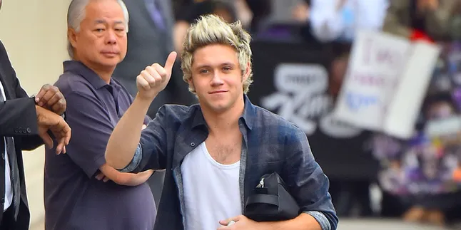 Dekat Dengan Penyanyi Australia, Inikah Pacar Baru Niall Horan?