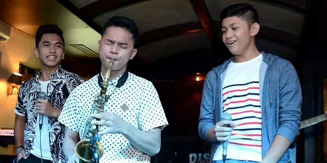 Dekatkan Diri Dengan 50 Fans, Boyband S5 Gelar Intimate Concert